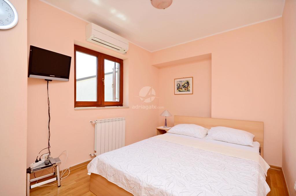 Apartments Ivanka Senj  Oda fotoğraf
